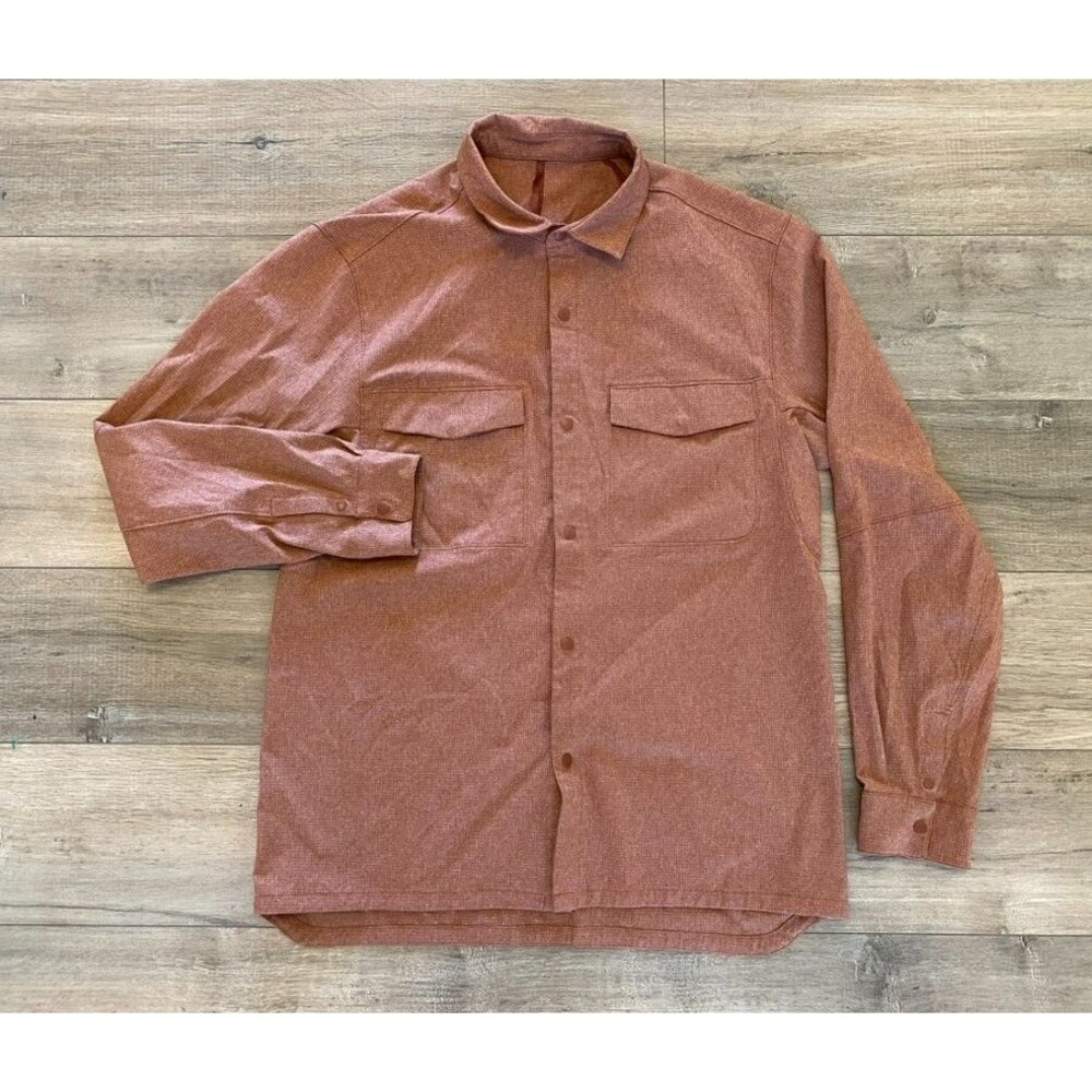 Lululemon Airing Easy Mens M Double Pocket Long Sleeve Overshirt Snap Shirt